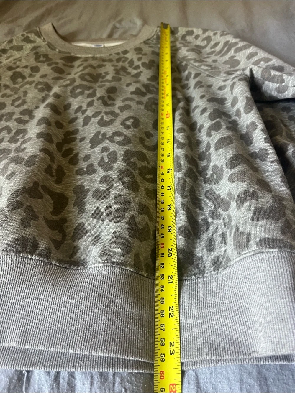 Girls Old Navy Cheetah Print Soft Sweatshirt - size medium